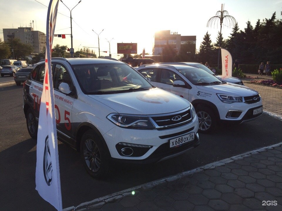 Оренбургское авто. Автосалон в Оренбурге на Карагандинской. Карагандинская улица Оренбург автосалон Восток. Восток авто магазин Карагандинская Оренбург. Восток авто рядом магазин Карагандинская Оренбург.