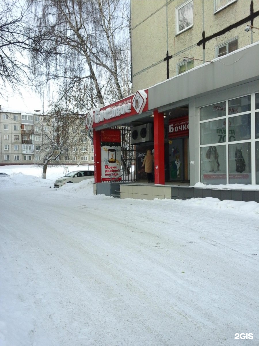 Kemerovo, Voroshilov st house 1В. Apartment house
