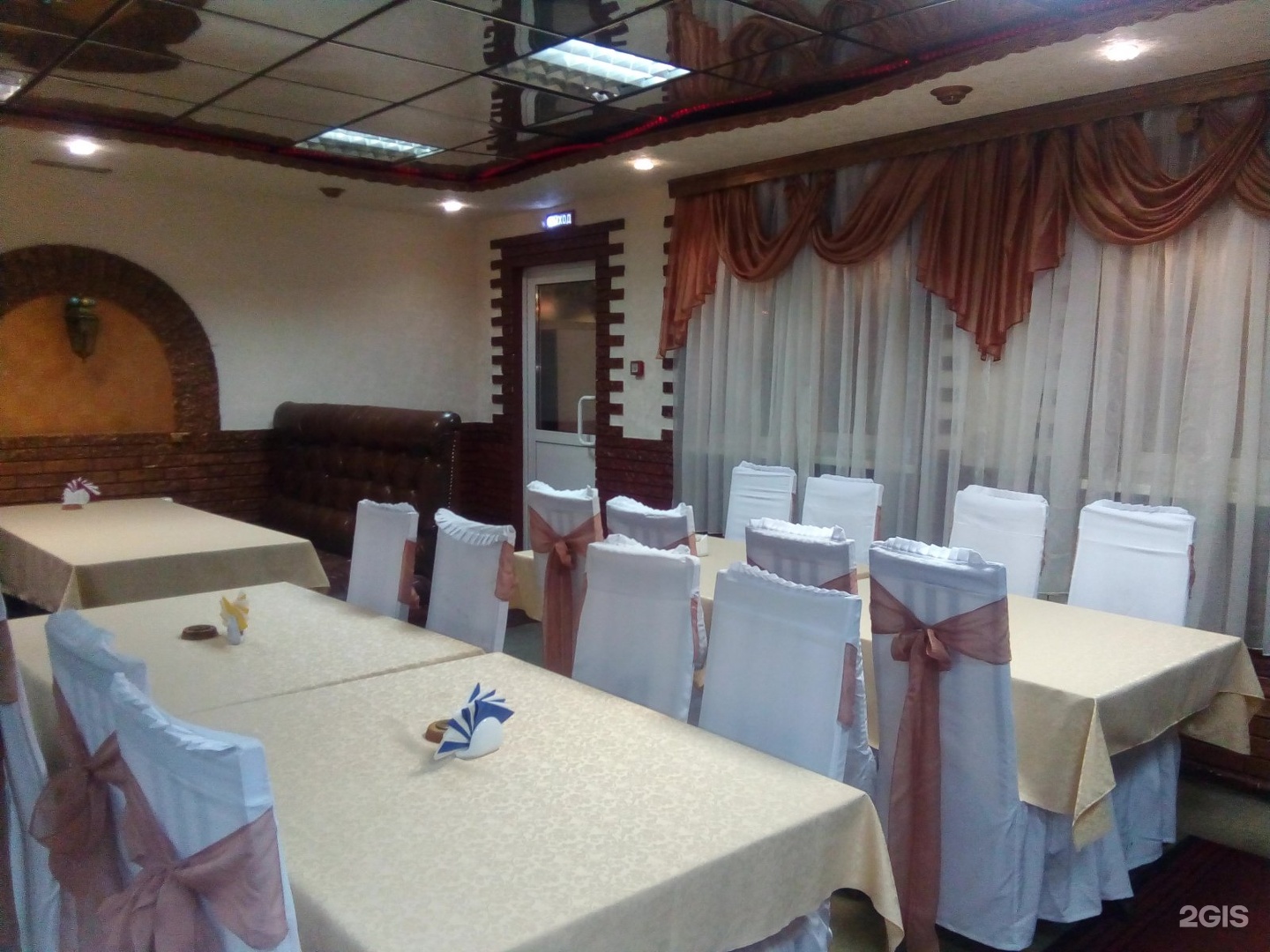 Кафе ной брянск новостройка. Кафе мичурин брянск. Кафе на мичурина калуга. Кафе мичурина 2а брянск. Кафе мичурин брянск.