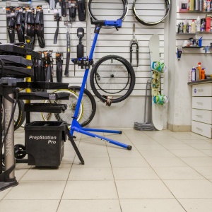 Фото от владельца Высота, салон-магазин по ремонту и продаже и ремонту велосипедов