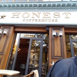 Фото от владельца Honest Coffeehouse, кофейня