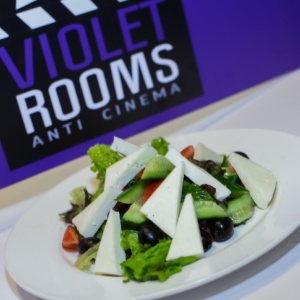 Фото от владельца Violet Rooms, кафе-кинозал
