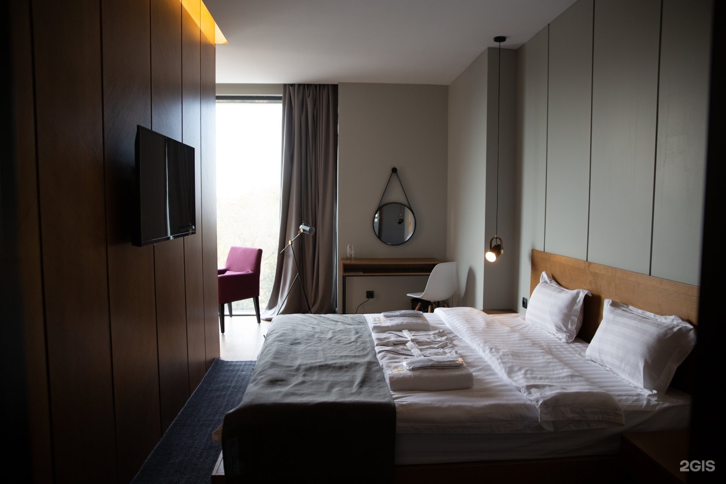 Eleven Hotel & Hall