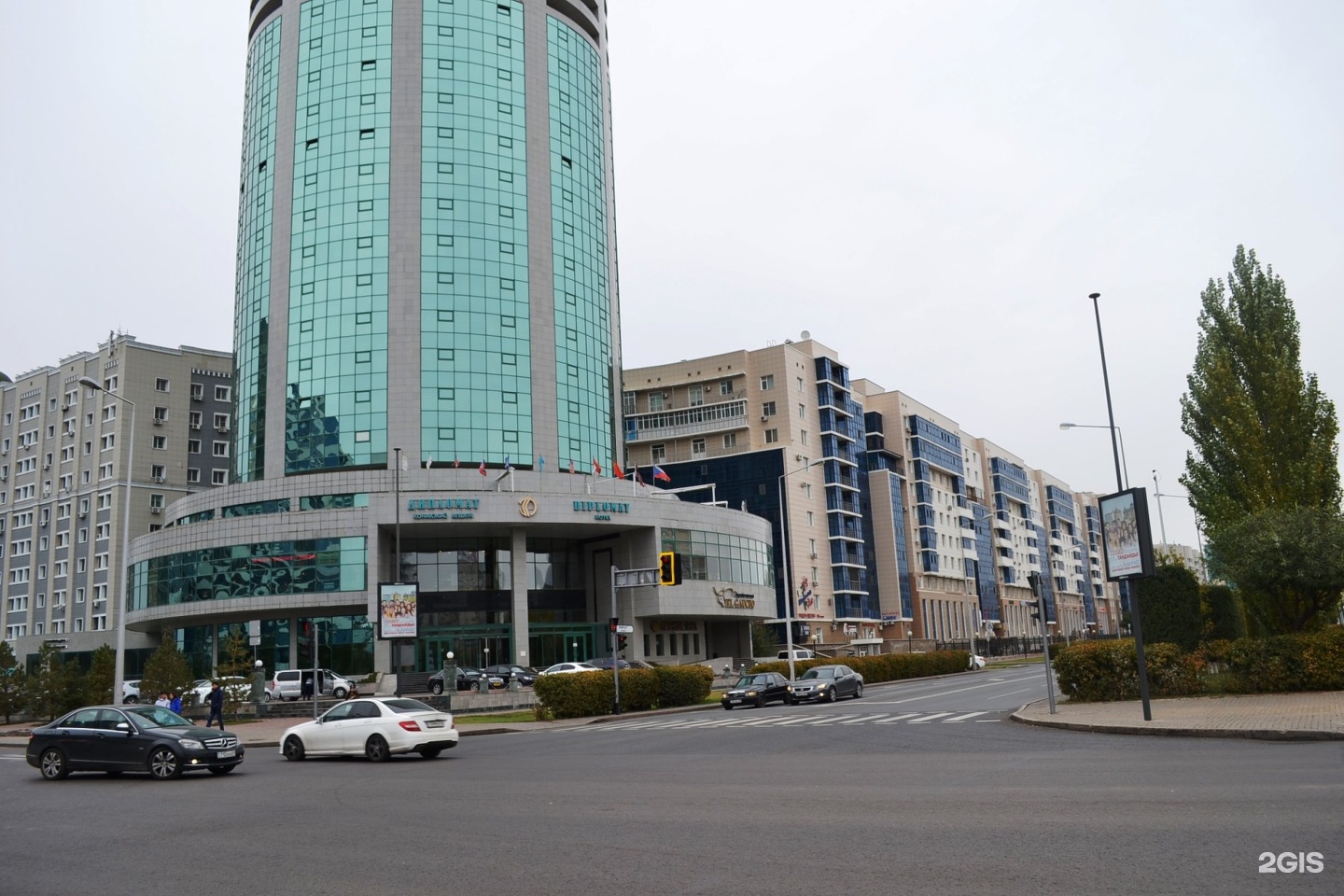 Отель на улице кунаева 7 нурсултан. Diplomat, казахстан, павлодар. Дипломаты астаны. Дача кунаева казахстан под алма-атой. Бц дипломат.