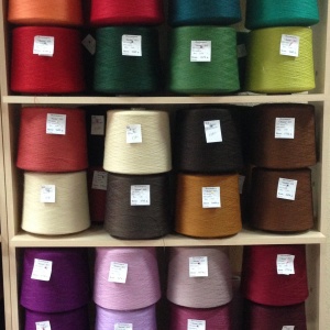 Фото от владельца Салон-магазин пряжи для ручного, машинного вязания и товаров для рукоделия