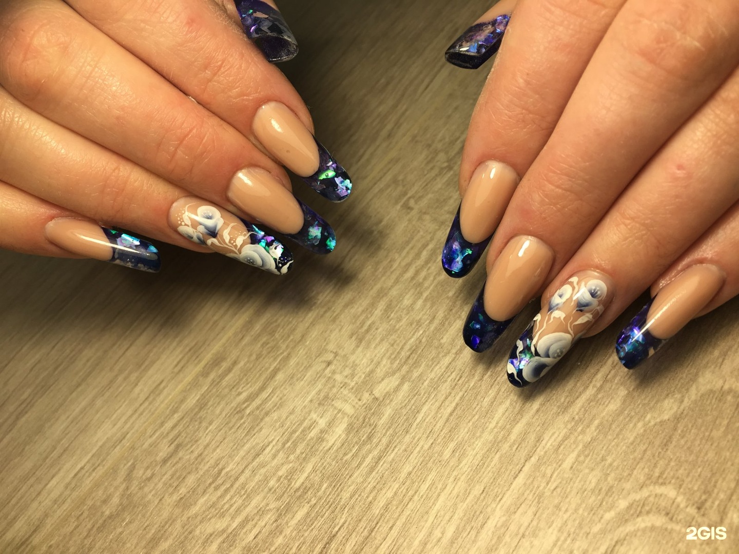 Водопьянова 26 Красноярск наращивание ногтей. Exclusive Nails.