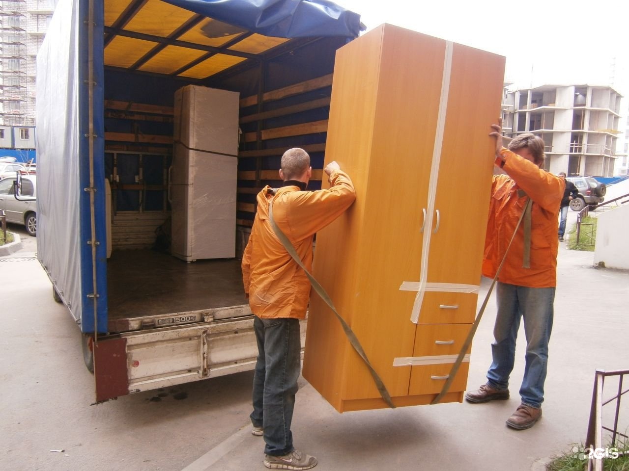 Перевозка мебели яндекс грузовой