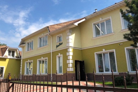 Красноярск: Отель Зелёный дом
