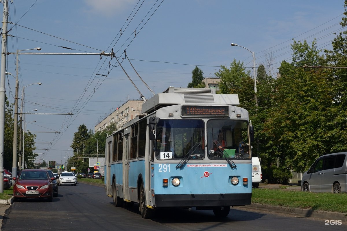 Троллейбус 14 маршрут остановки. Троллейбус ЗИУ-682г Краснодар. Троллейбус ЗИУ 682 Краснодаре. Краснодар троллейбус 14. ЗИУ 682г 92 Ставрополь.