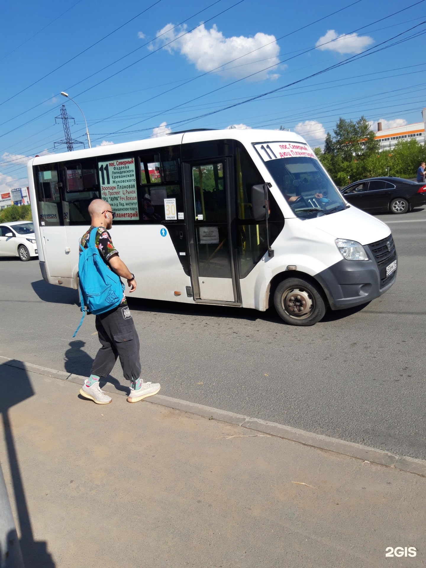 11 маршрутка новосибирск. 11 Автобус Новосибирск. Автобус 11. Маршрутку 11с Белгород.