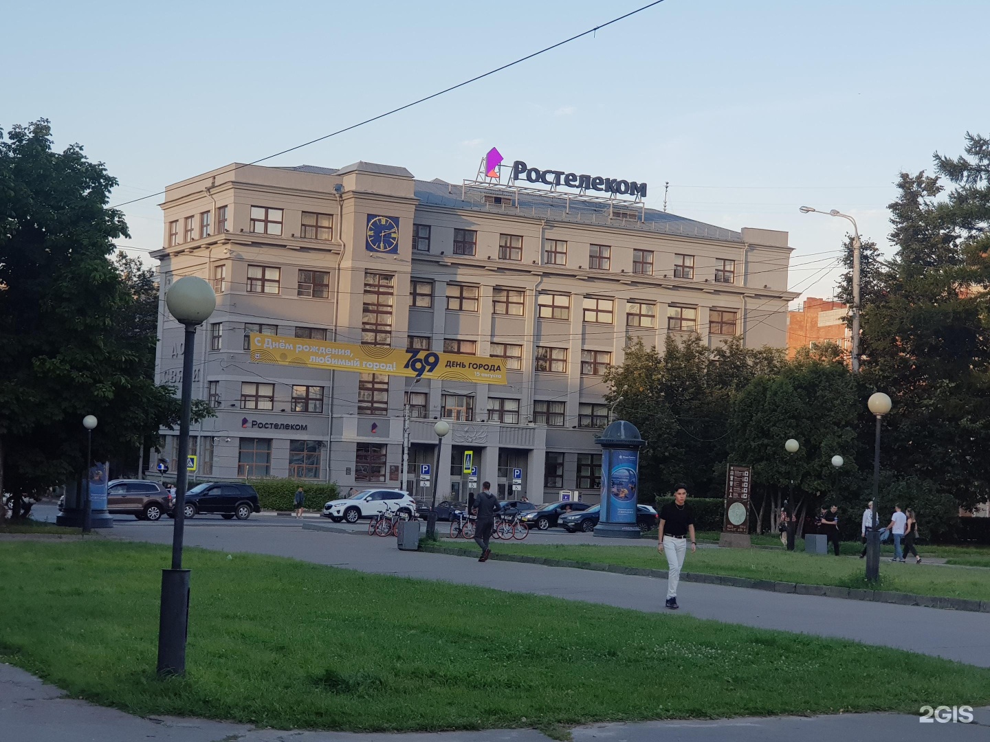 здание правительства ярославль. большая покровская 56 нижний новгород. обком партии ярославль. советские фото здания обкома нижегородский кремль. свердловский обком кпсс здание.