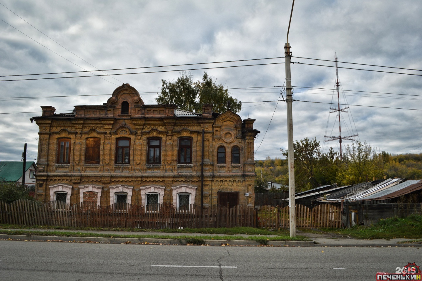 Иркутский 38. Дом 1900 г. Дома 1900 года. Дом 1900 года постройки Куманин Владимир. Бийск 1952.