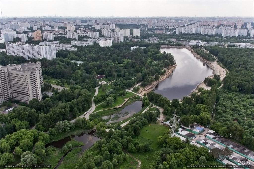 Москва медведково бабушкинская. Бабушкинский район Москва. Лосиноостровский район Москвы. Район метро Бабушкинская Москва. Медведково Джамгаровский парк.