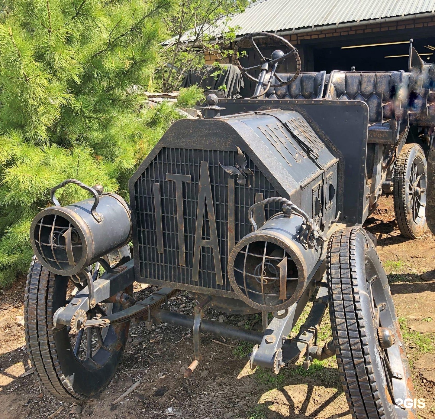 Кировская машина. «Автомобиль Itala 35/45 HP». Памятник автомобиль Itala 35/45. «Автомобиль Itala 35/45 HP» памятник в Кирове.