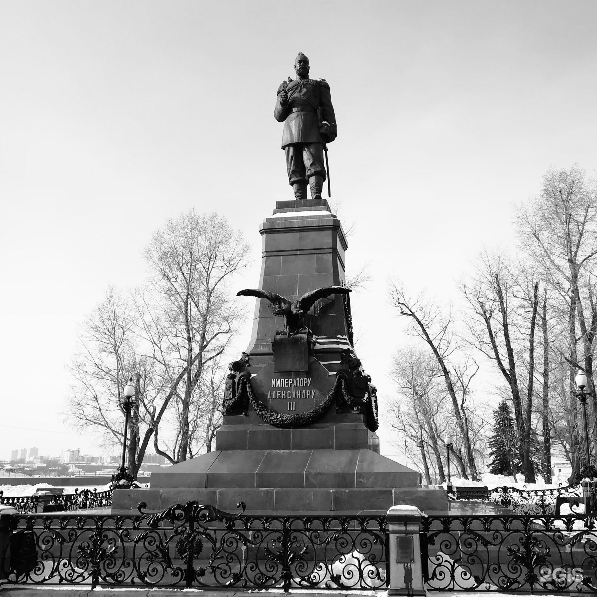Памятник александру в иркутске