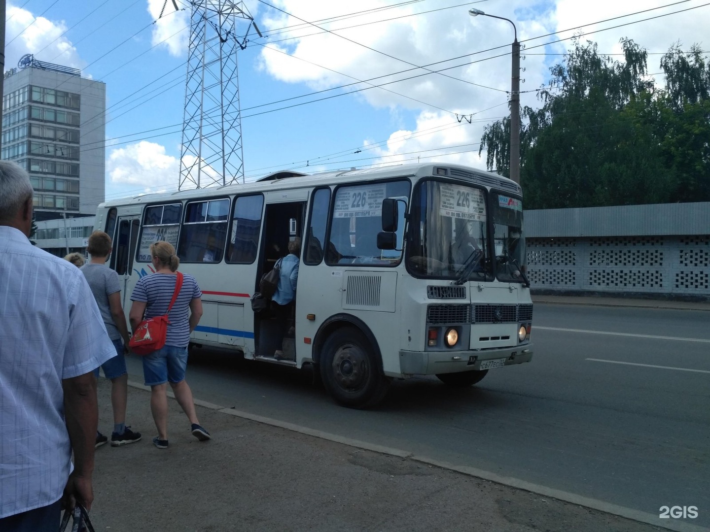 226 автобус красный текстильщик