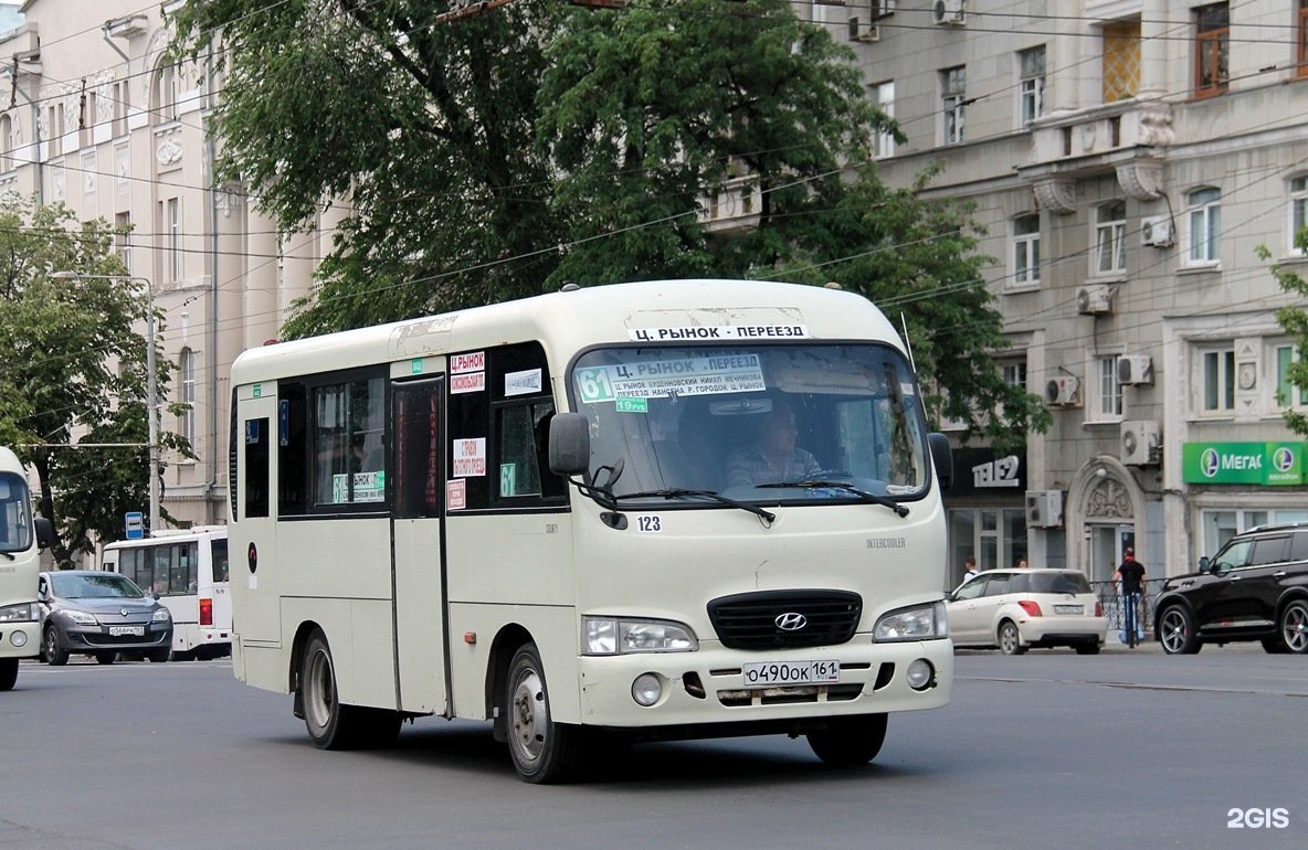 Маршрут 61 автобуса. Автобус 61 Ростов. Автобус 61 Москва. 61 Маршрут. 61 Автобус маршрут.