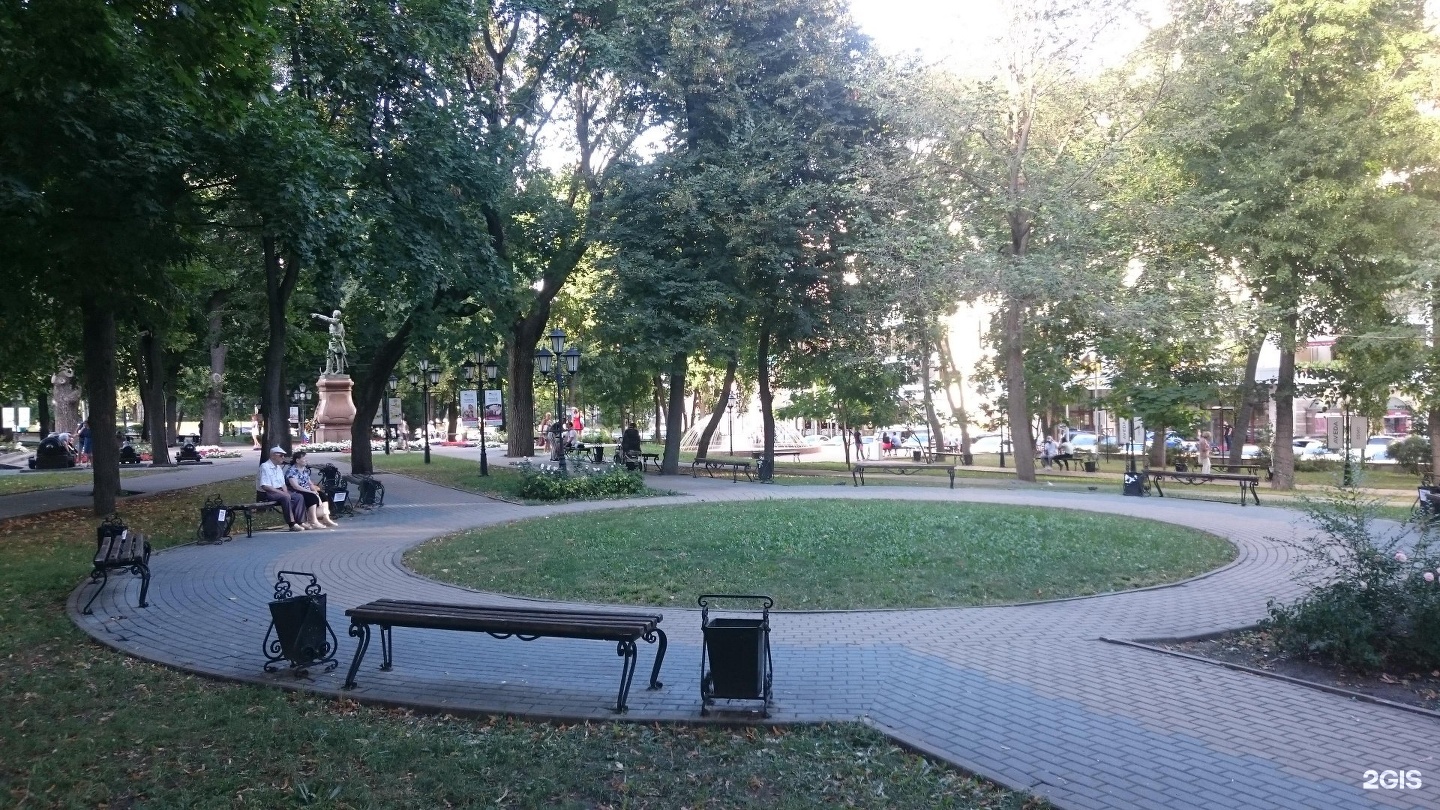 Петровский сквер Воронеж парк