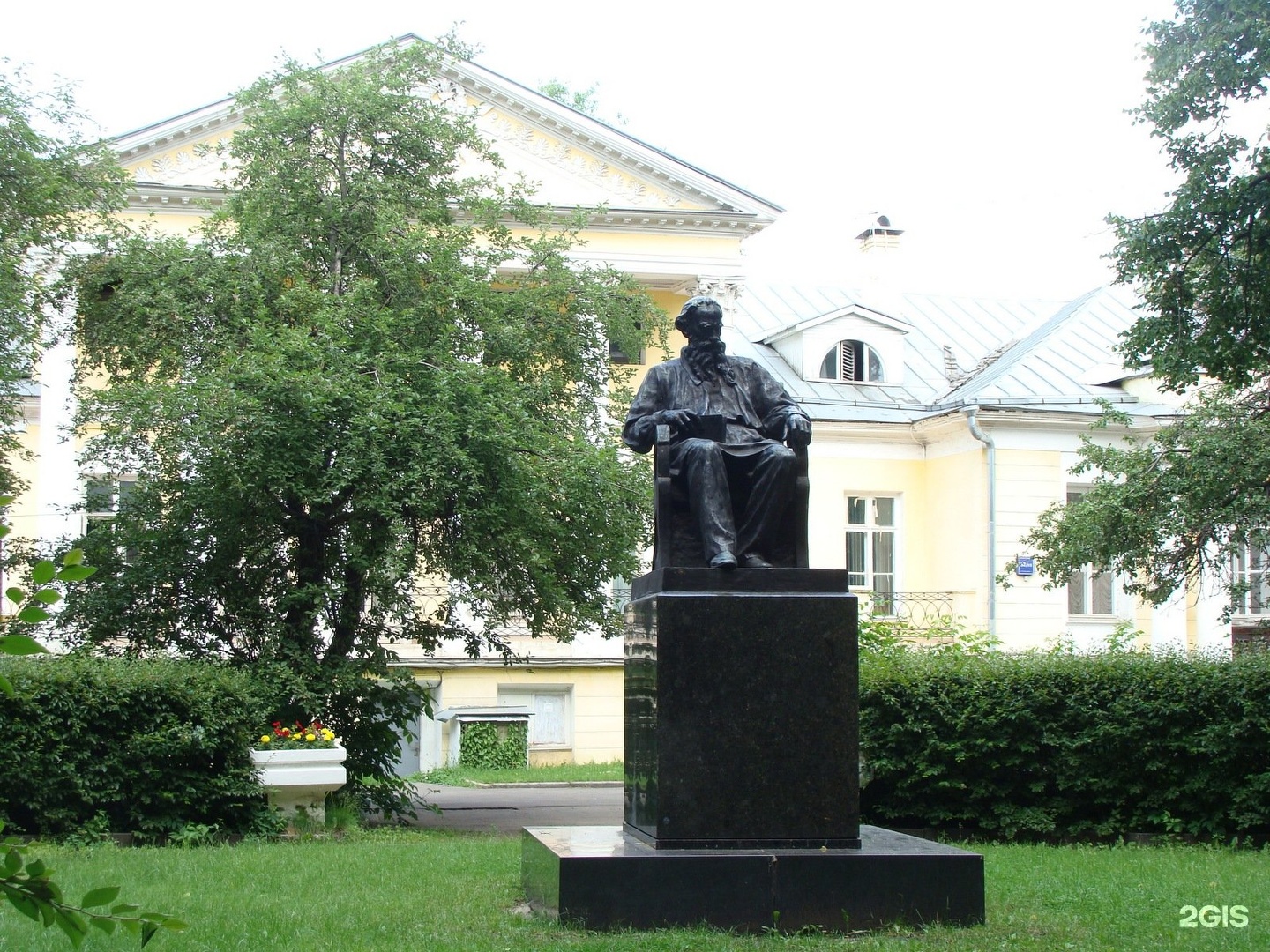 толстой в москве