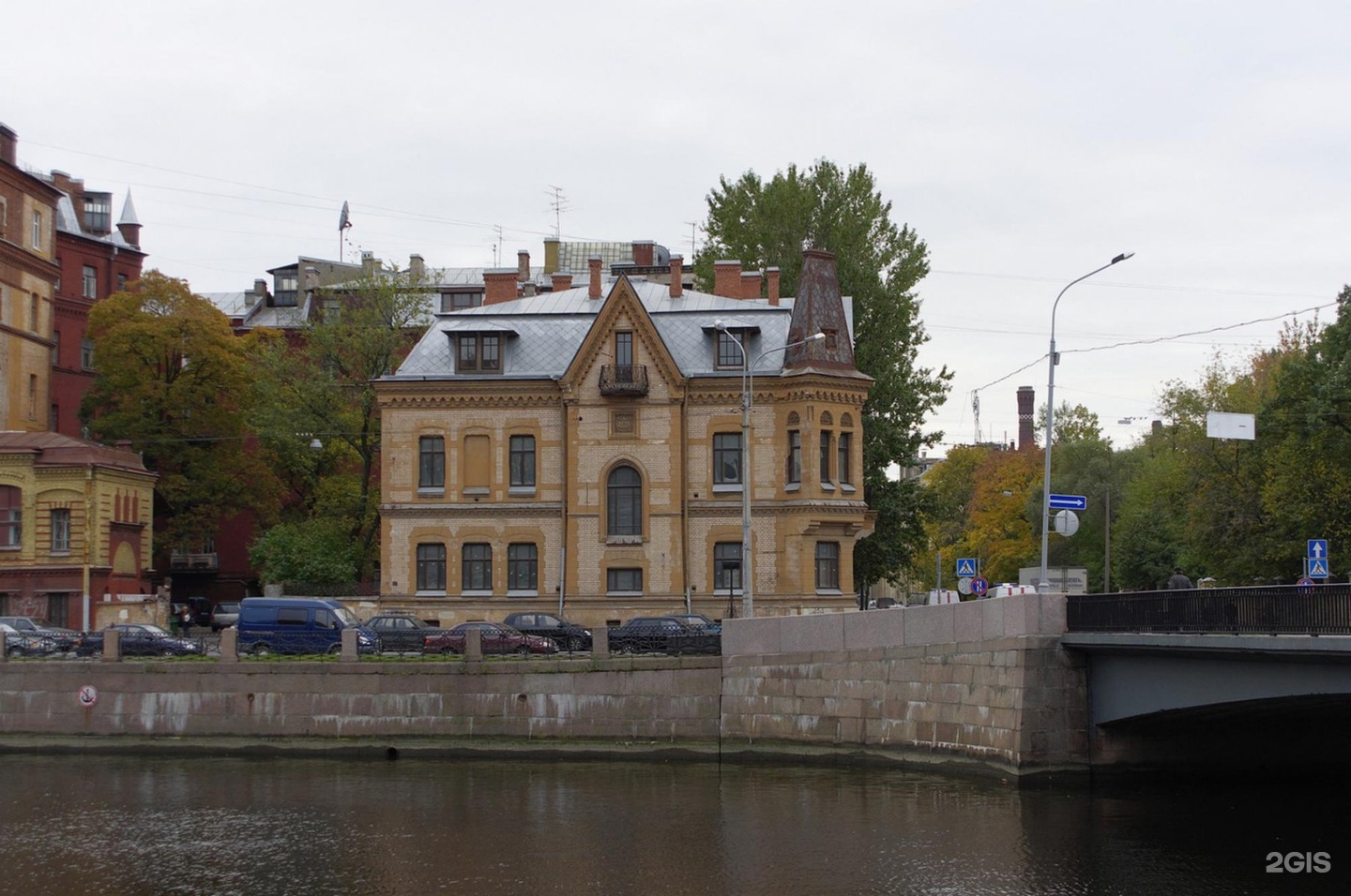 дома на мойке в санкт петербурге