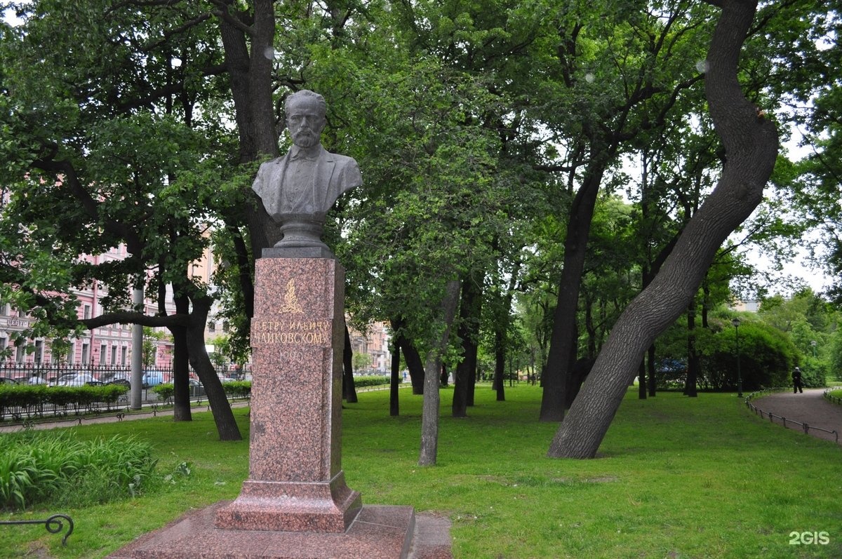 памятник улановой в санкт петербурге