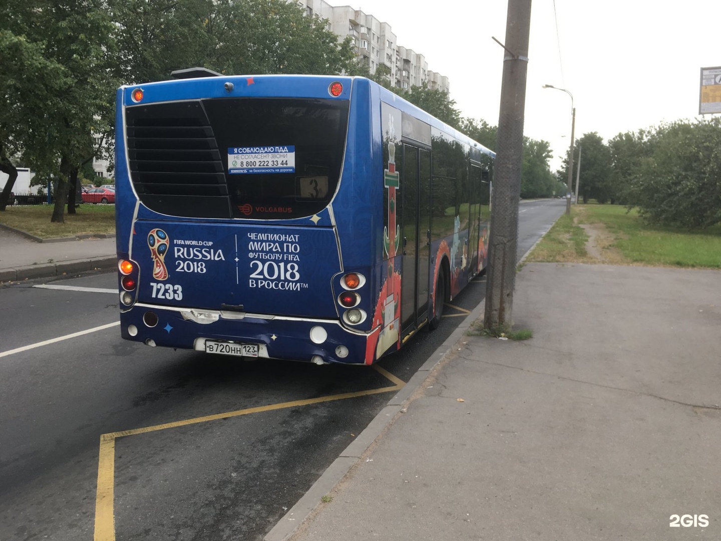 327 маршрут спб. Автобус 3 Санкт-Петербург. Автобусы с 3 ушками. 906 Автобус по тройке. Владелец 3 автобусной линии СПБ.