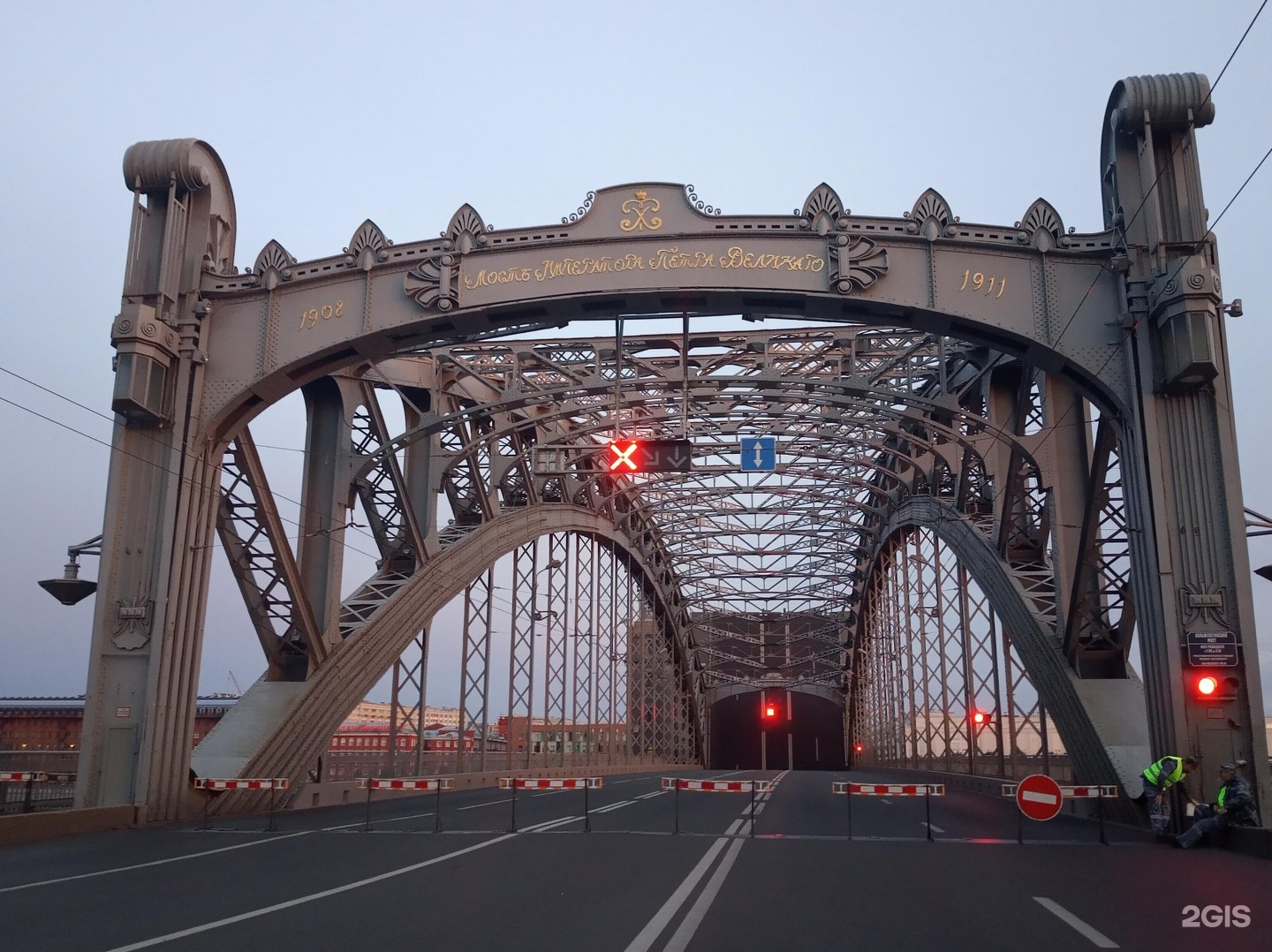 как разводится большеохтинский мост в санкт петербурге