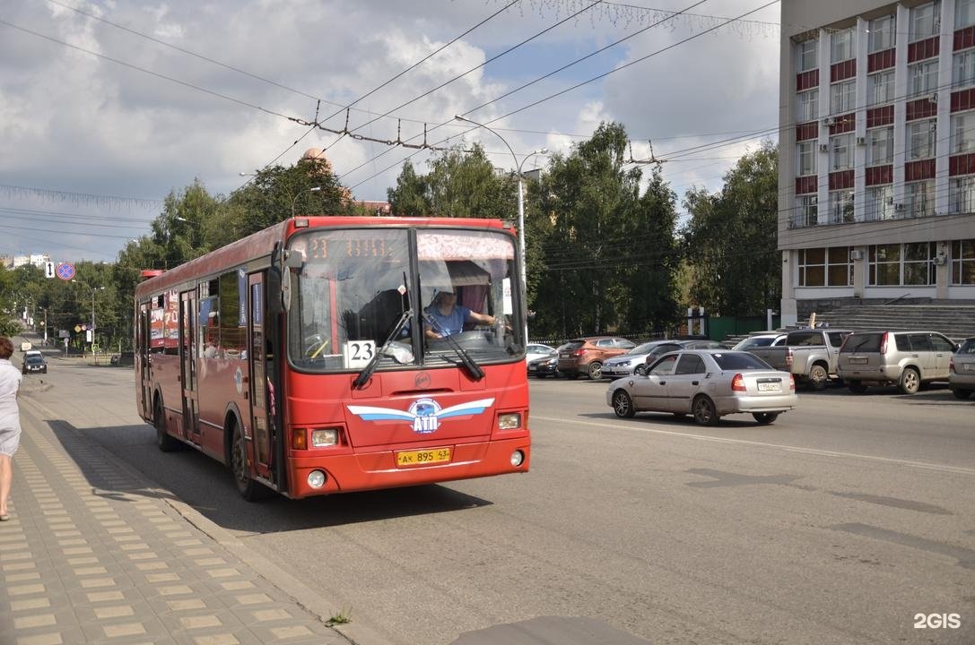 Автобус 1 киров маршрут. 23 Автобус Киров. Транспорт Киров. Транспорты города Кирова. Киров городской транспорт.