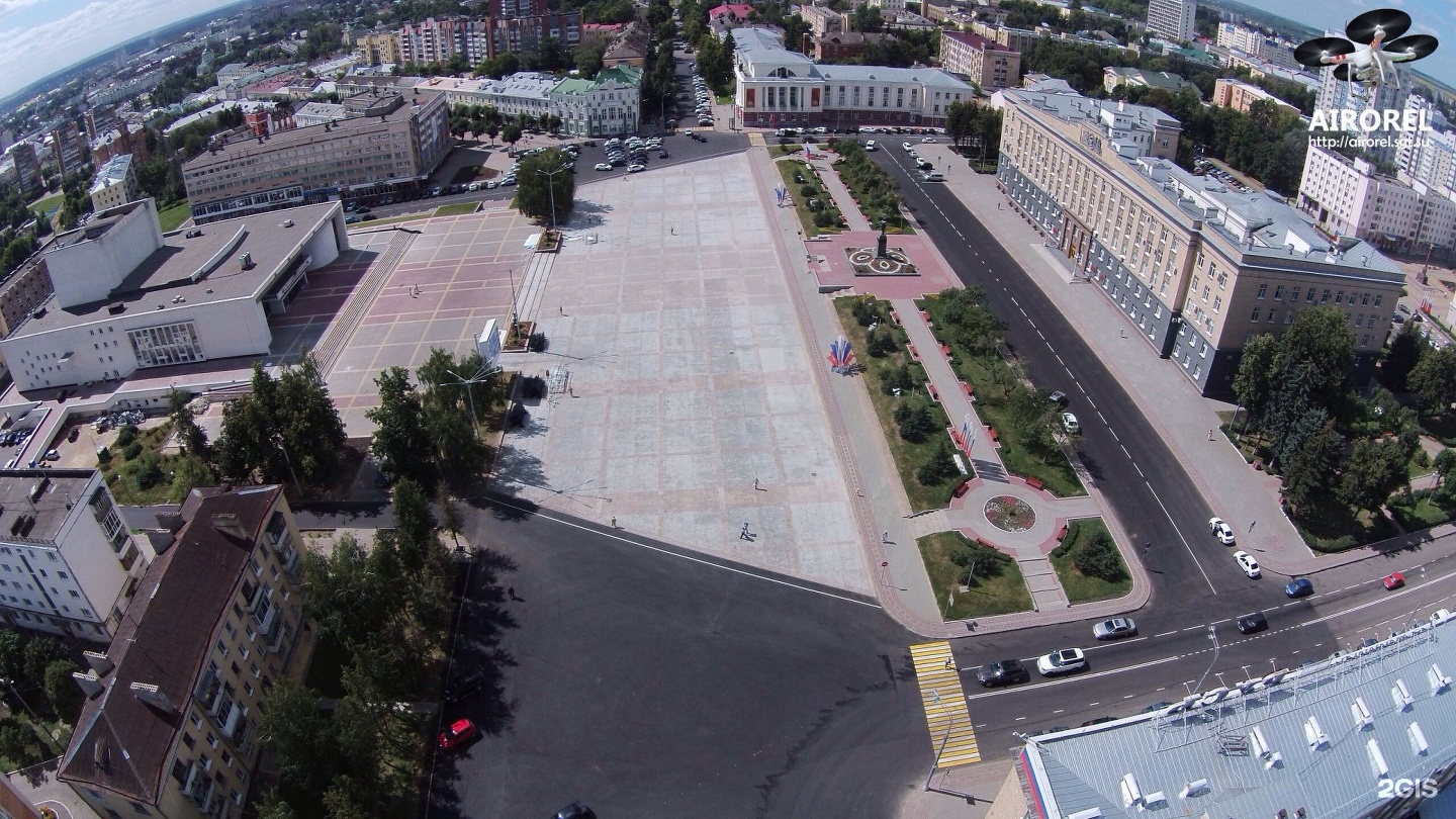 Площадь Ленина и улица Орел