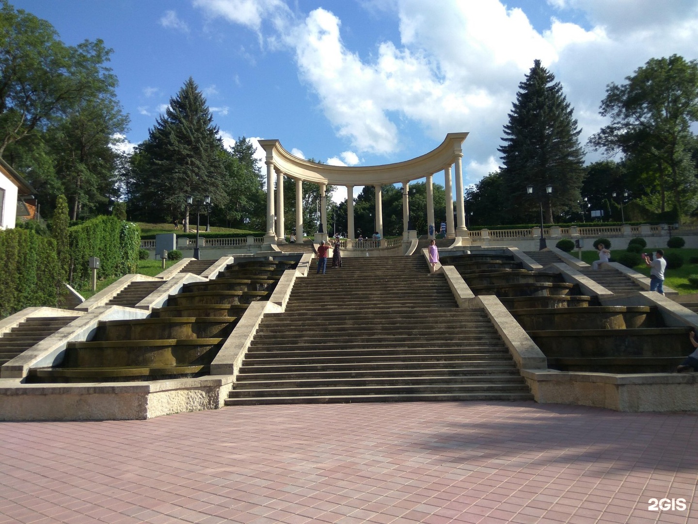 Кисловодский городской. Каскадная лестница Железноводск. Ставрополь каскадная лестница вечный огонь. Кисловодск каскадка 2010. Кисловодск каскадка 2012.