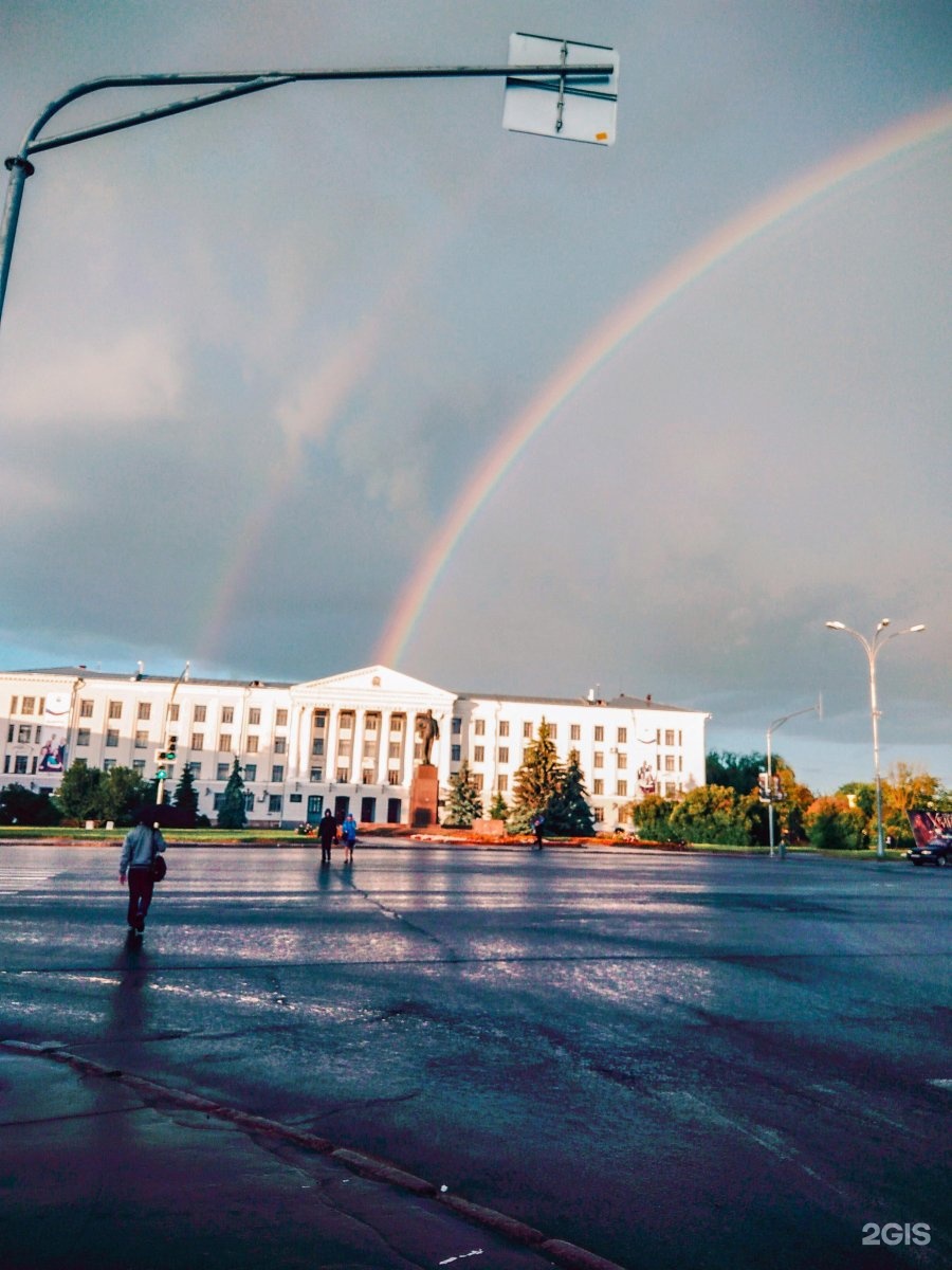 псков октябрьская площадь