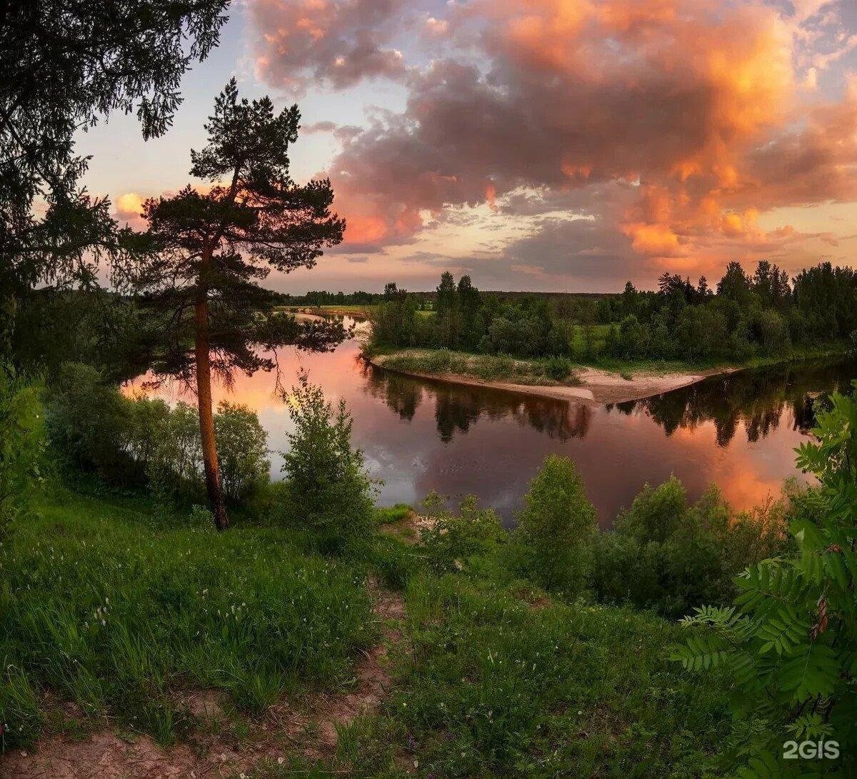 Мәңгілік, салон ритуальных услуг, улица Айтиева, 10, Уральск — 2ГИС