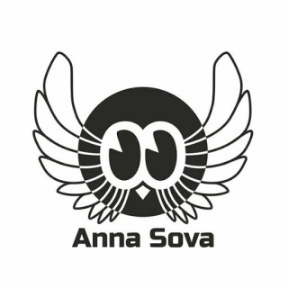 Анна Сова