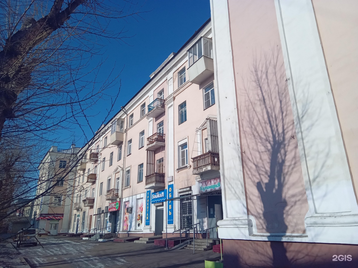 Реставрационная мастерская по изготовлению национальных ножей и украшений