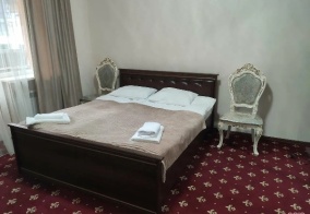 Отель Белые ночи в Домбае