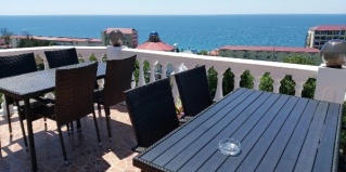 Лоо: Отель GrandLoo