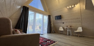 Усть-Муны: Коттедж A-Frame