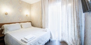 Архипо-Осиповка: Гостевой дом Тих Отель