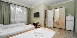 Адлер: Гостевой дом Чайка