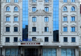 Отель ALTUS в Баку