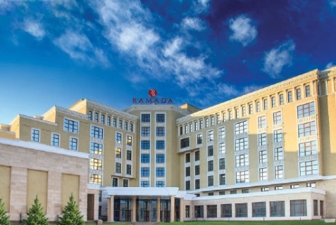 Алматы: Отель Ramada by Wyndham Almaty