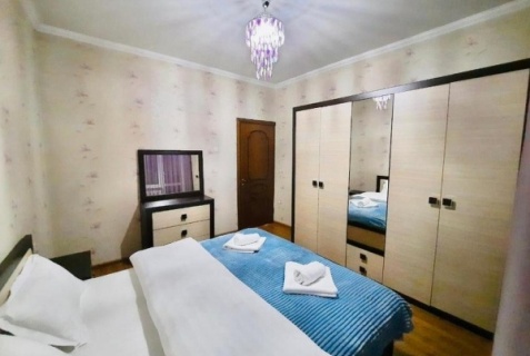 Алматы: Апартаменты Yesenov Hostel