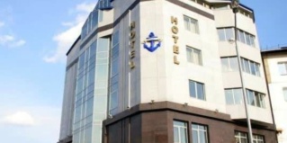 Южно-Сахалинск: Отель Командор