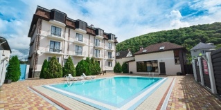 Архипо-Осиповка: Отель Верона