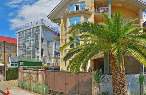 Адлер м-н: Гостевой дом Das house