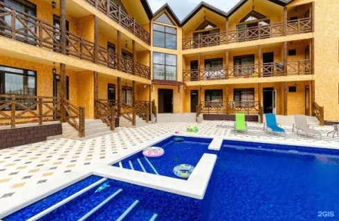 с. Пляхо: Гостевой дом Golden House Hotel