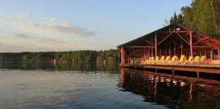 Лопотово: Отель Романтик