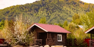 Белокуриха: Коттедж Красный городок