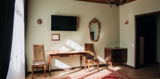 Таганрог: Гостевой дом Крыжовник