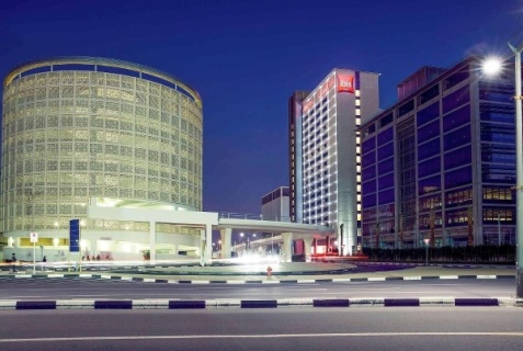 Dubai: Отель Ibis One Central